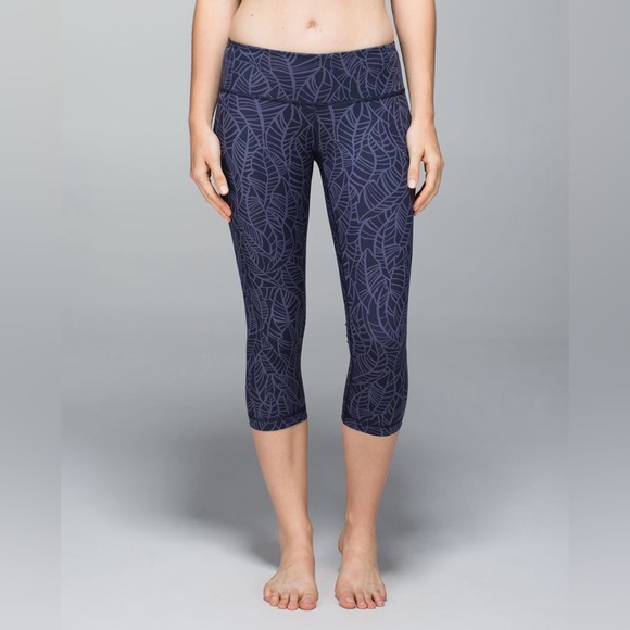 lululemon athletica Pants - Lululemon Wunder Under Crop Luxtreme Pretty Palm Cadet Greyvy Capri Leggings